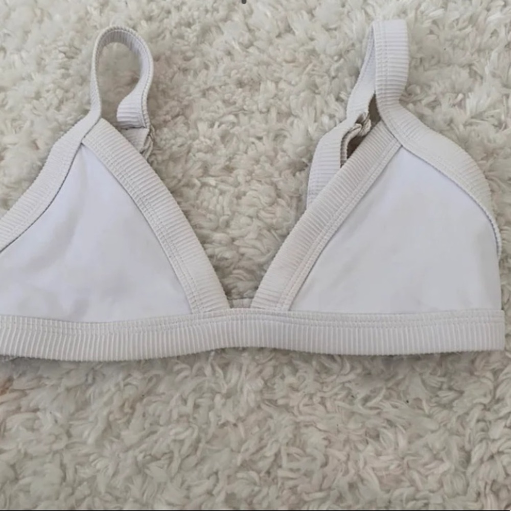 One one bikini top